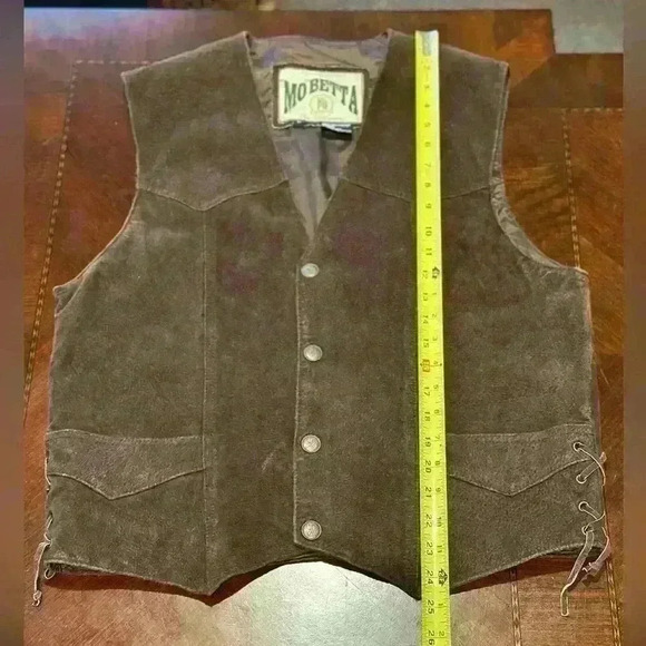 Vintage MoBetta Brown Genuine Leather Suede Vest Size M Snap Buttons and Pockets - Picture 3 of 7